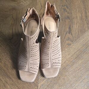 Indigo Tan Sandals with Laser-Cut Design